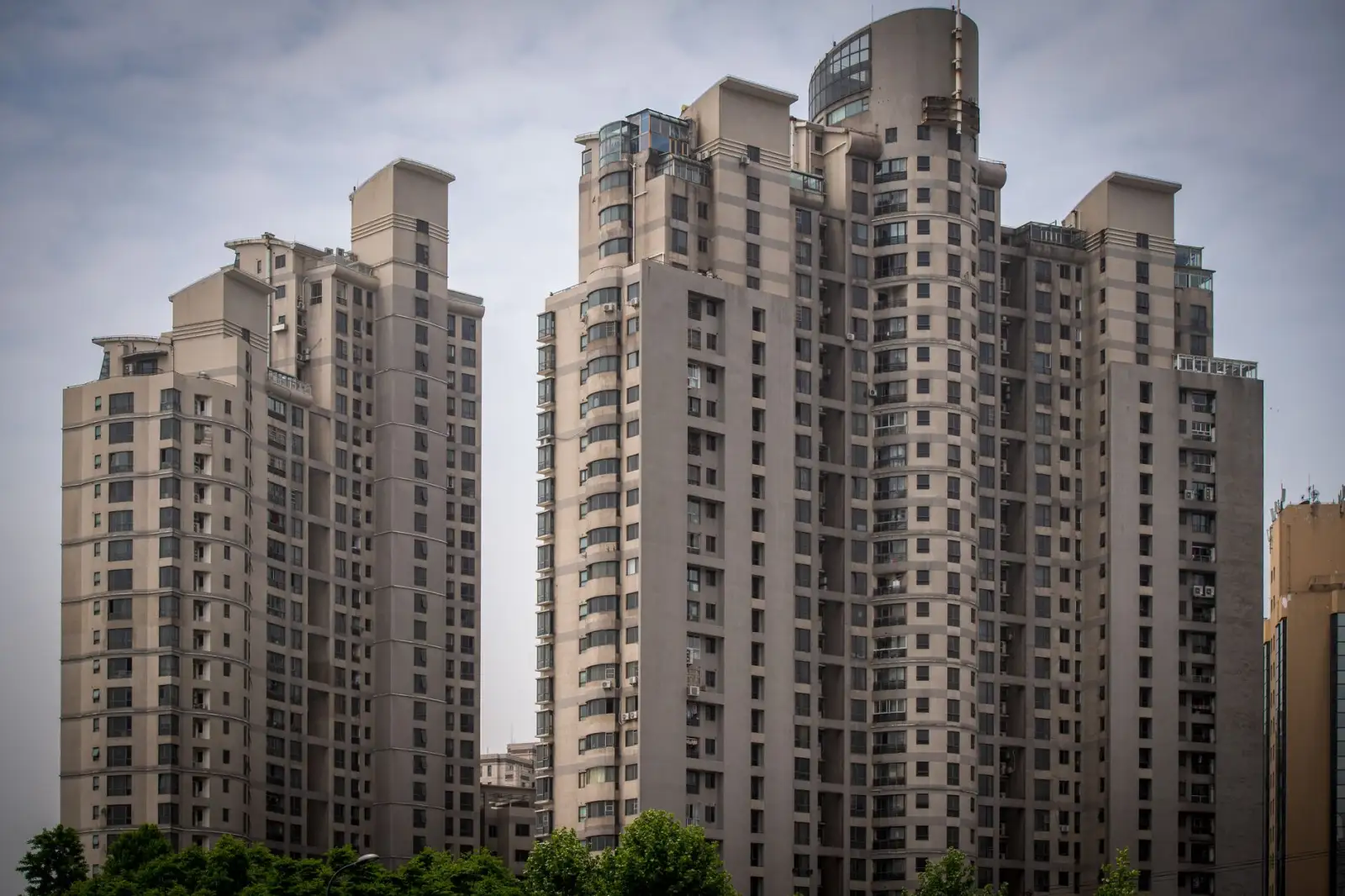 2025年智能设备接口标准演进与数码配件兼容性趋势分析封面图