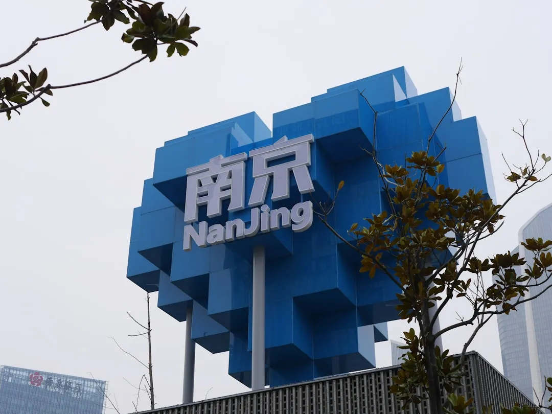 2025上海企业办公电脑周边设备采购趋势与选型要点